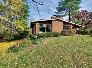 8746 Norcross Dr, Saint Louis, MO 63126