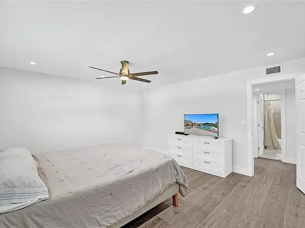 4100 N 58th Ave APT 213, Hollywood, FL 33021