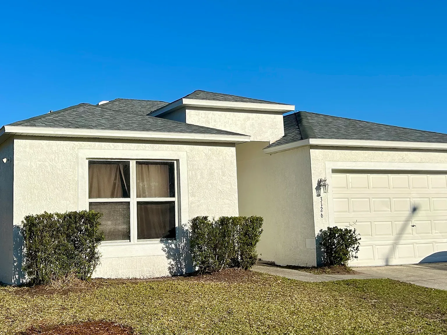 4 bed, 1874 sqft, $2,795 — Photo 2