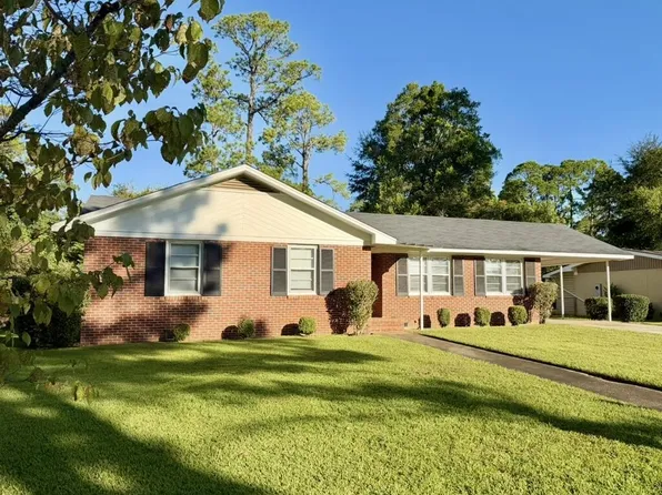 2115 Robinhood Rd, Albany, GA 31707