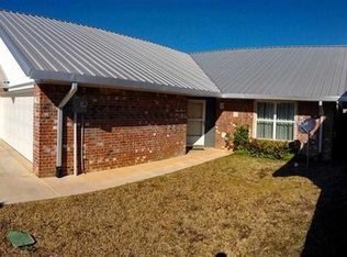 1823 Flagstone Dr, Longview, TX 75605