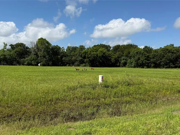 1008 Chuckwagon Trl Lot 145, Angleton, TX 77515