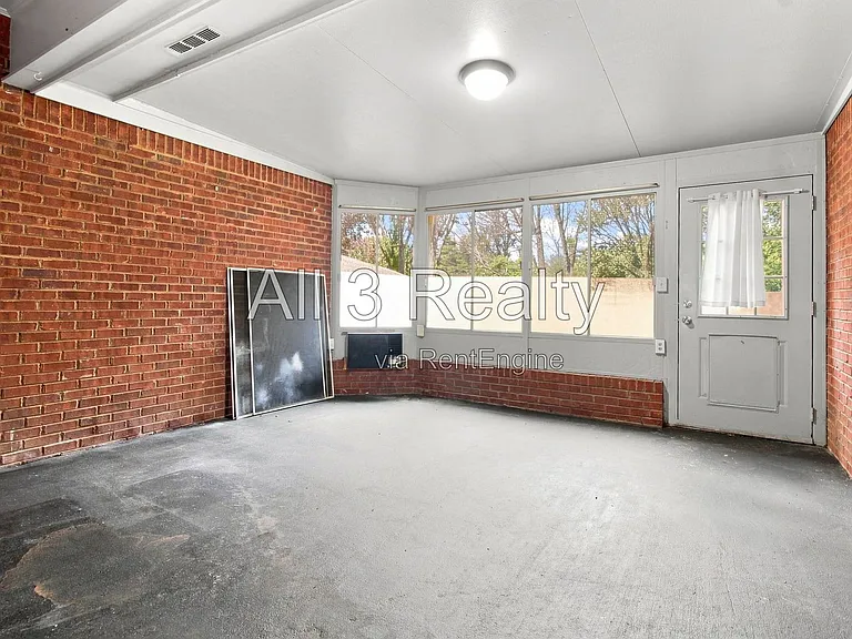 6272 Deerwood Dr — Photo 16
