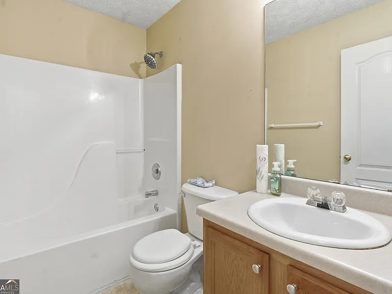 5420 Yellow Pine Dr — Photo 9