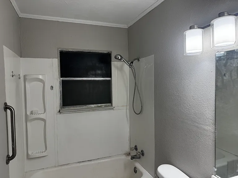 3519 Cedar Lake Dr — Photo 7