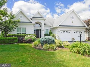 94 Keenan Ln, Holland, PA 18966