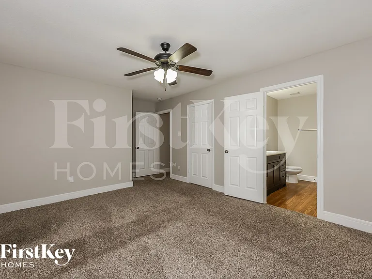 607 Lentisco Dr — Photo 8