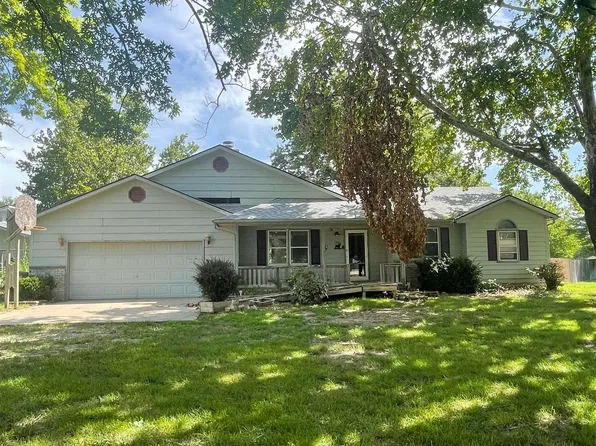 1500 E Katy Ln, Haysville, KS 67060