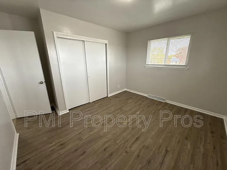 7701 W Hampton Ave #6 — Photo 11
