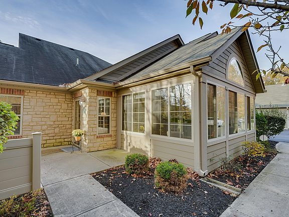 2nd image of 702 Albion Pl