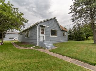 W19176 Hemlock St, Eland, WI 54427