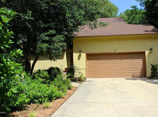 122 Cypress Dr, Pine Knoll Shores, NC 28512