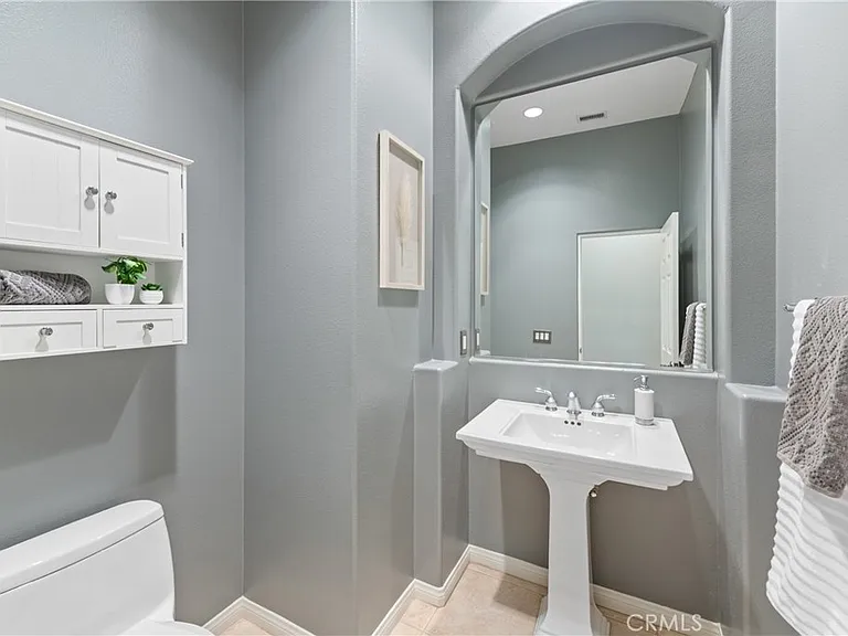 70 Rocio Ct — Photo 22