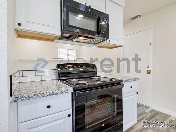 5th image of 6102 Templeton Dr