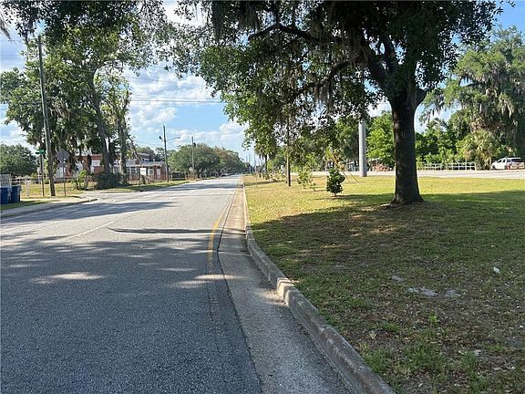 4th image of 1721 Martin Luther King Jr Blvd