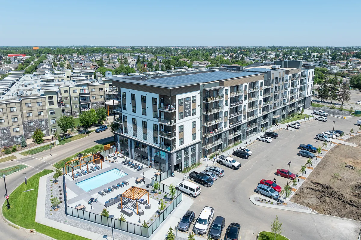 Building Photo - 565 Griesbach Parade NW