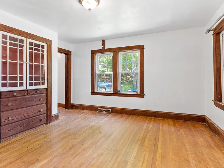15 Sherburne Rd — Photo 11