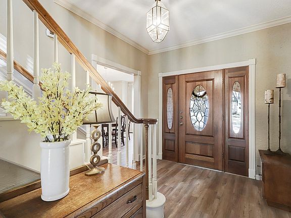 4th image of 2715 Crystal Falls Dr