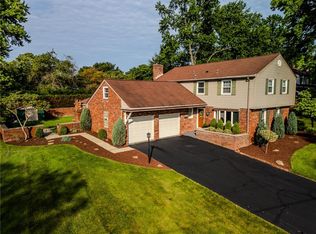 836 Fredericka Dr, Bethel Park, PA 15102