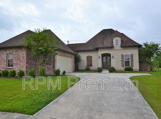 1860 Pointe South Dr, Zachary, LA 70791