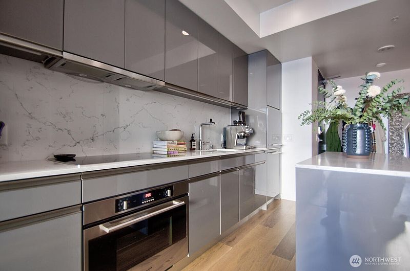 3rd image of 1808 Minor Avenue #1700