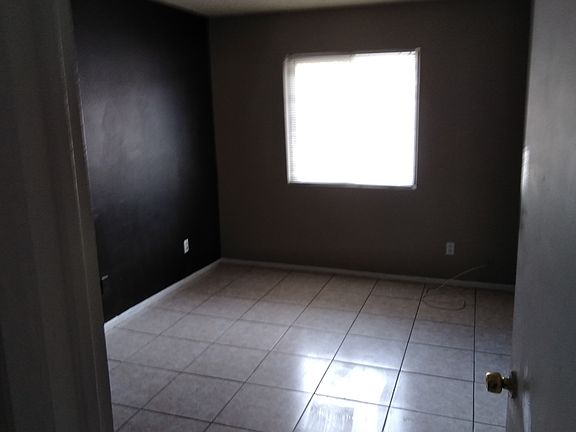 5th image of 15601 N 27th St Unit 44