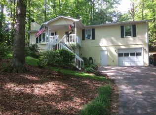 16 Rocky Ridge Rd, Pisgah Forest, NC 28768