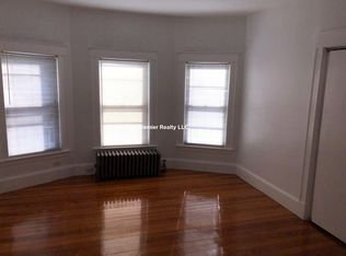 9 Windsor Rd #2R, Somerville, MA 02144