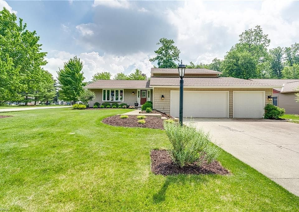 1st image of 15563 Forestwood Dr