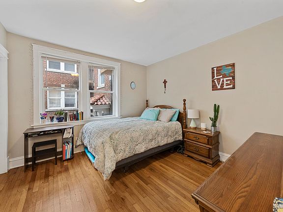 5th image of 2624 S Kingshighway Blvd APT 2N