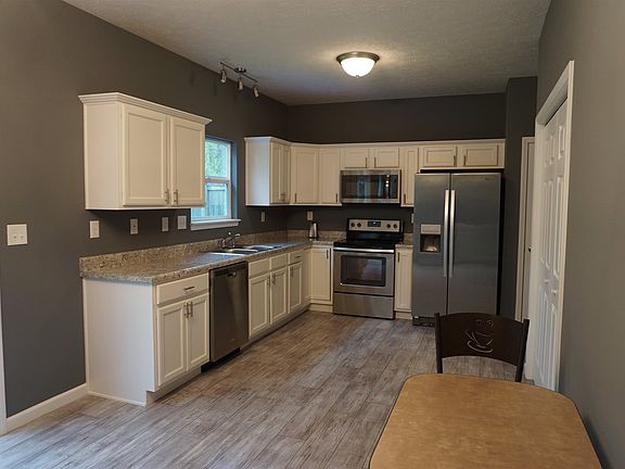 2nd image of 228 Creekview Dr