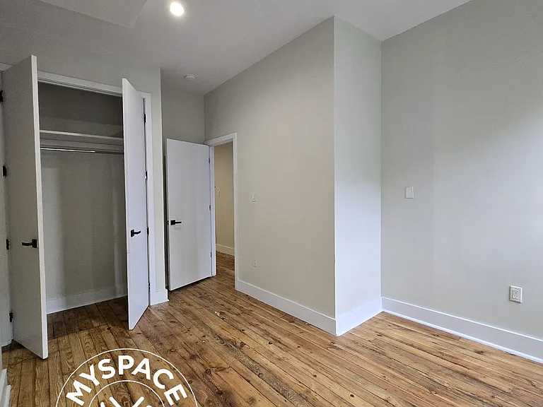 183 Hull St #2F — Photo 6