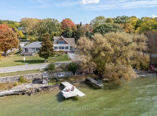 183 Lake Dr N, Georgina, ON L4P 3C8