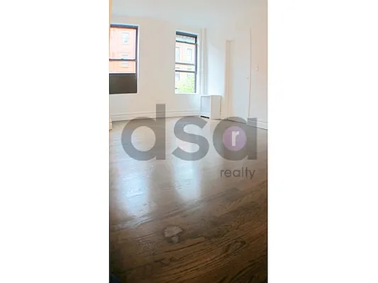 Rented by DSA Realty | media 29