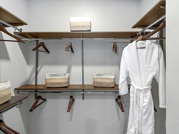 Custom Closet Organizers
