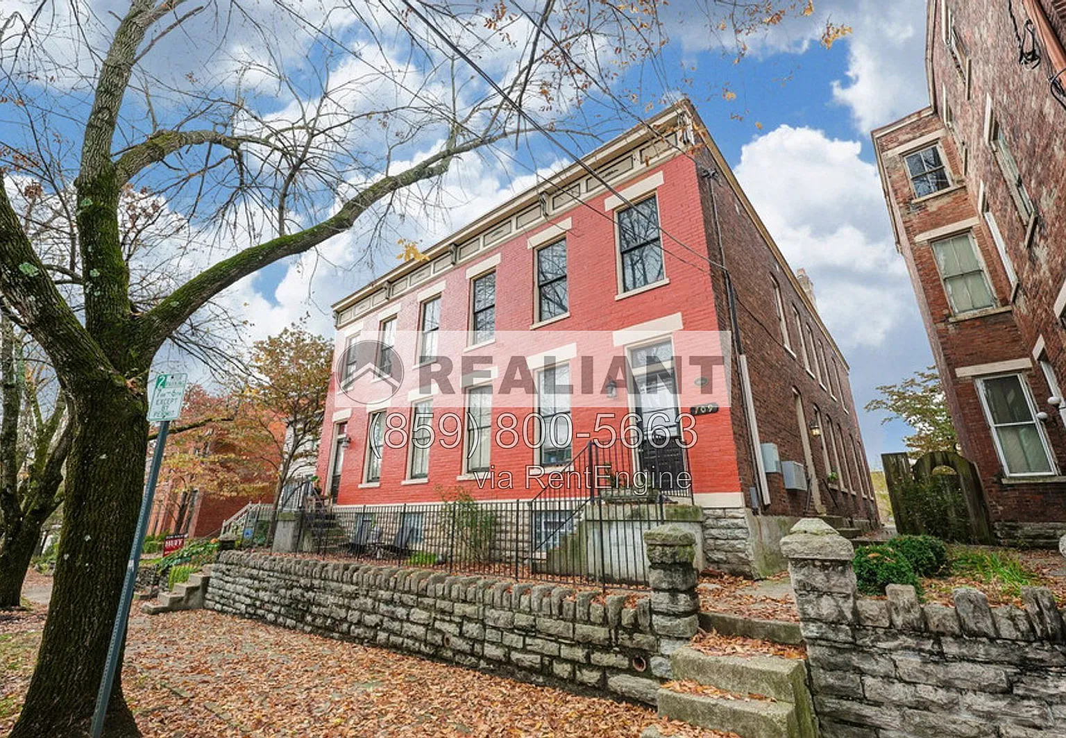 2 bed, 1.0 bath, $1,195 — Photo 2