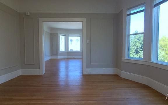 4th image of 1 Fair Oaks St APT 4