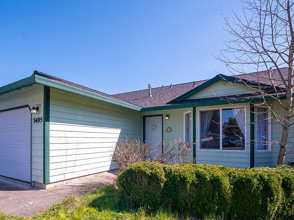 1st image of 5405 NE 59th Cir