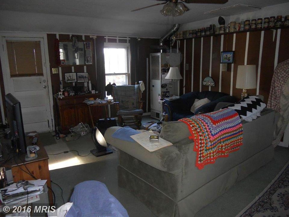 2nd image of 700 Seneca Park Rd