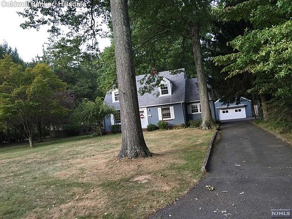 2nd image of 247 Rockland Ave