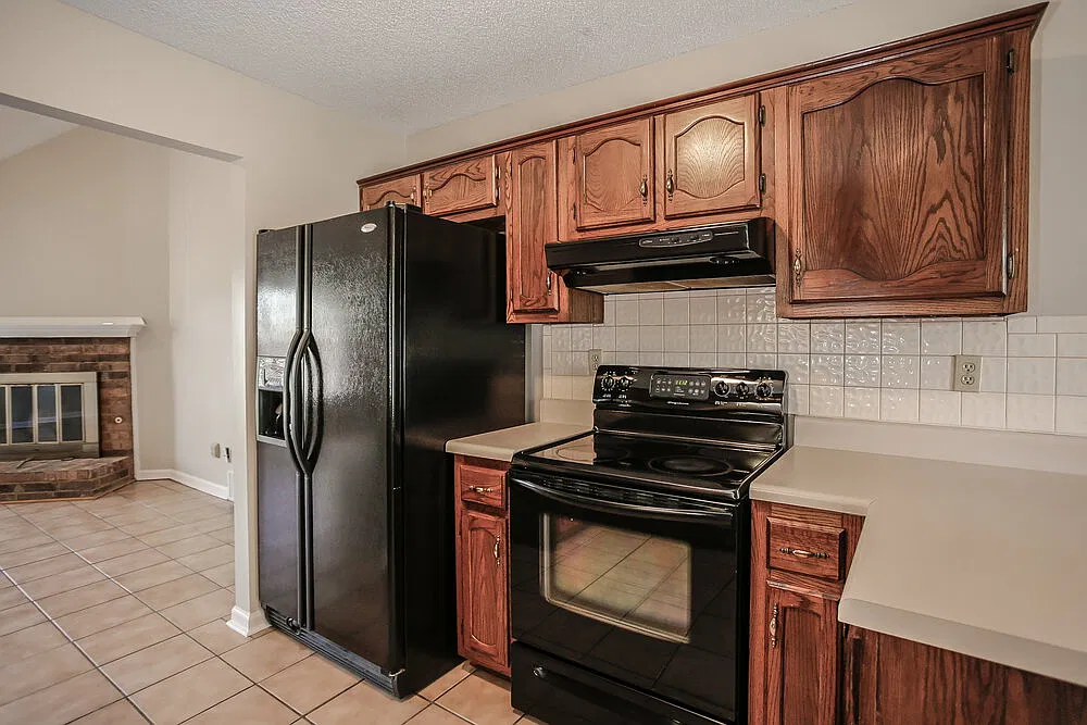 3 bed, 2.5 bath, 1636 sqft, $2,750 — Photo 4
