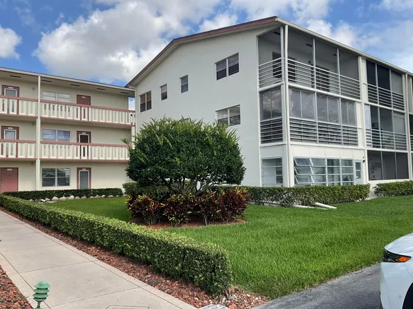 189 E Preston Way, Boca Raton, FL 33434