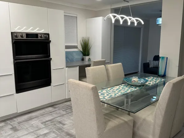 769 Bohenia Cir S, Clearwater Beach, FL 33767