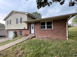 2549 Albert Rasche Dr, Cape Girardeau, MO 63701