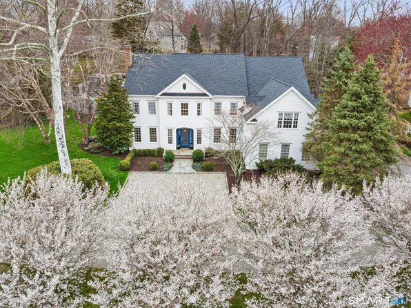 18 Brandon Circle, Wilton, CT 06897