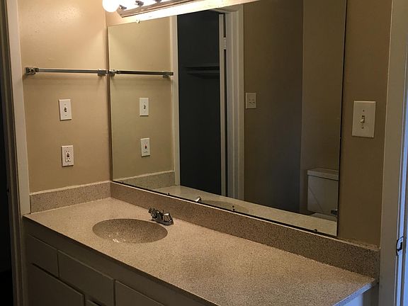 2nd image of 909 Birnham Woods Blvd APT 5