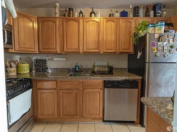 4th image of 1990 Lexington Ave APT 22J