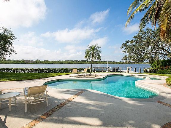 5th image of 137 Island Creek Dr