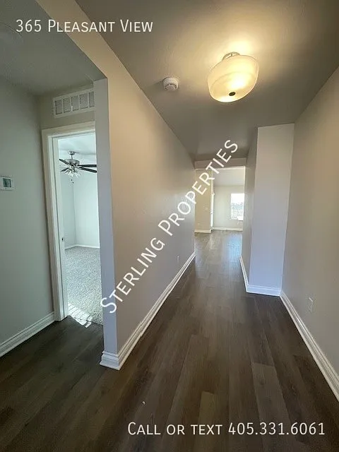 3 bed, 1295 sqft, $1,675 — Photo 3