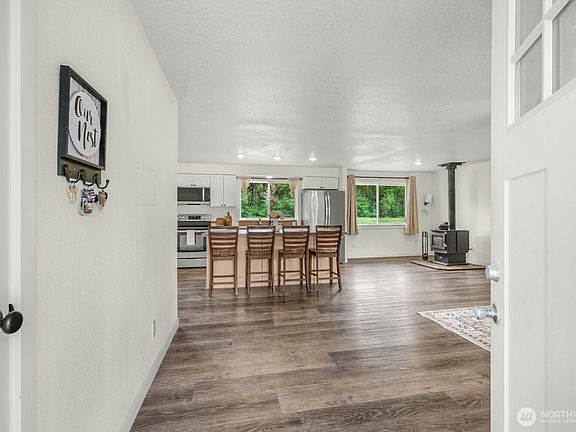 5th image of 252 Eadon Road